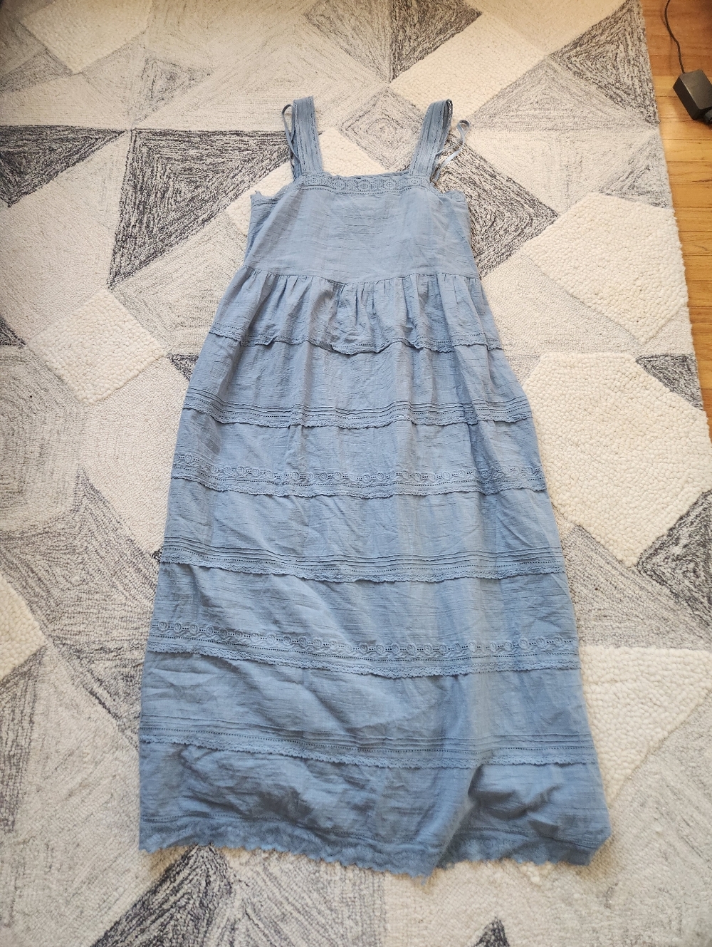 the great blue lace cotton maxi dress size medium (brand 2)